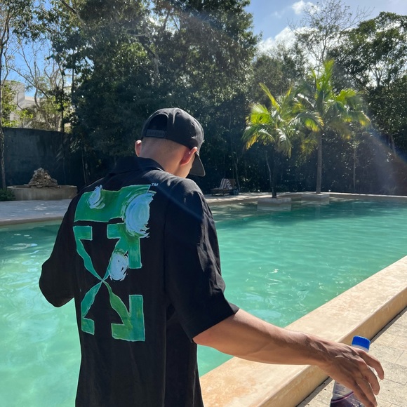 Meet your Posher, Carlos - Picture 4 of 6